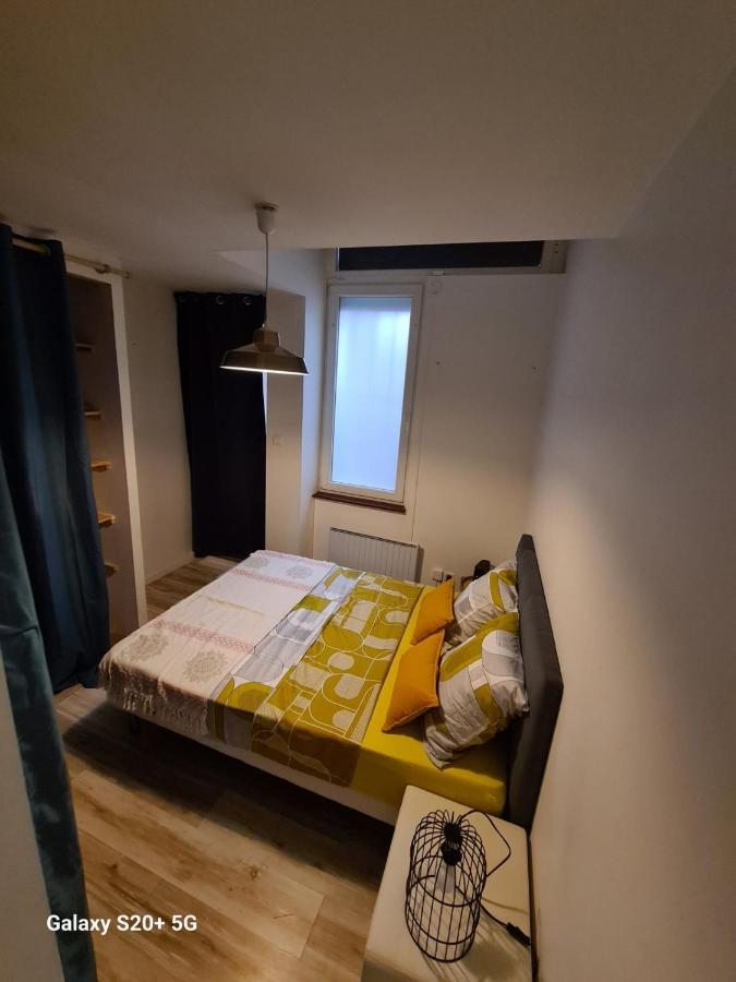 Appartamento Au Vieux Vesoul Esterno foto